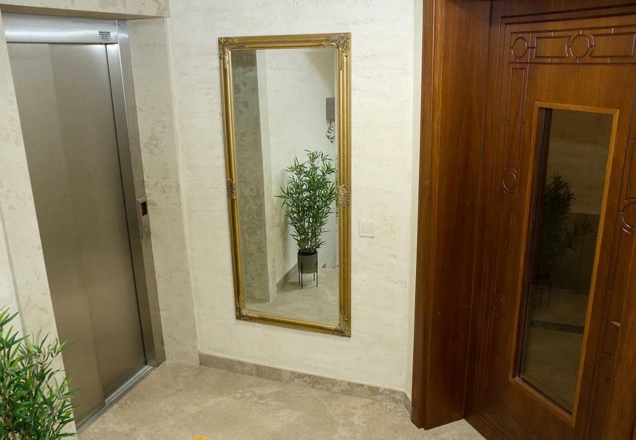 Central Supreme Apartments In Varna By Flat Mаnager Εξωτερικό φωτογραφία